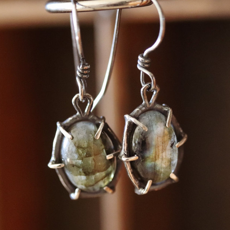 Labradorite Prong Dangle Earrings